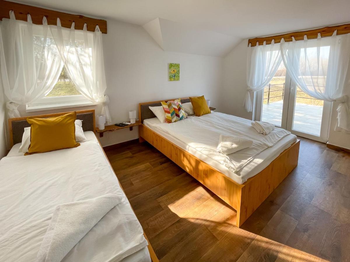 Tanyacsarda Panzio Bed and Breakfast Baja Exteriör bild