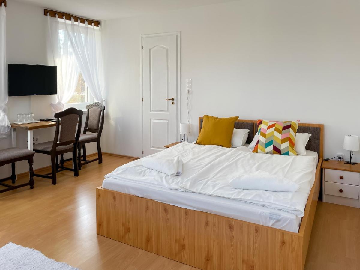 Tanyacsarda Panzio Bed and Breakfast Baja Exteriör bild